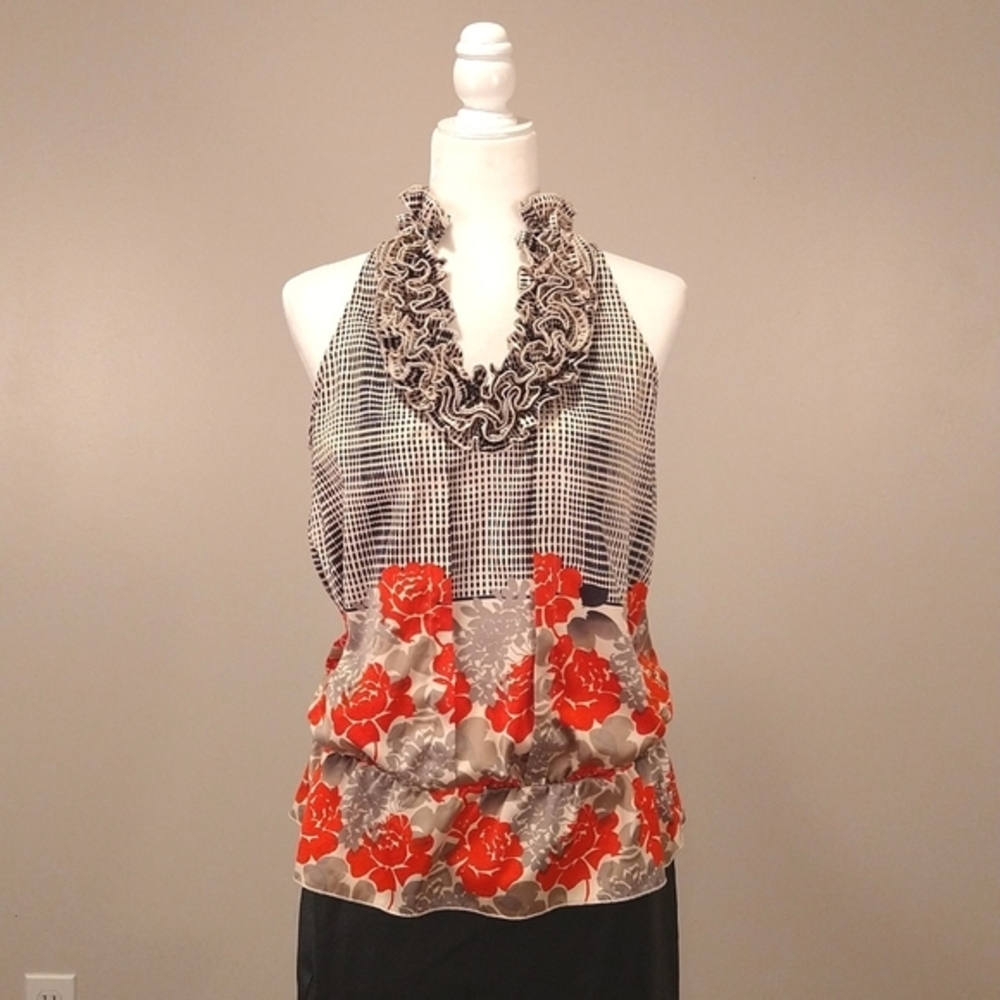 The Limited Size M sleeveless blouse